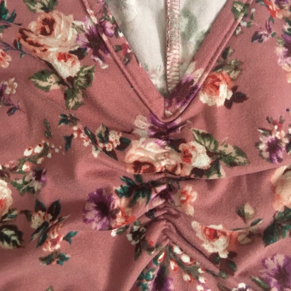 Long sleeved pink floral top from forever 21 - Picture 6 of 6
